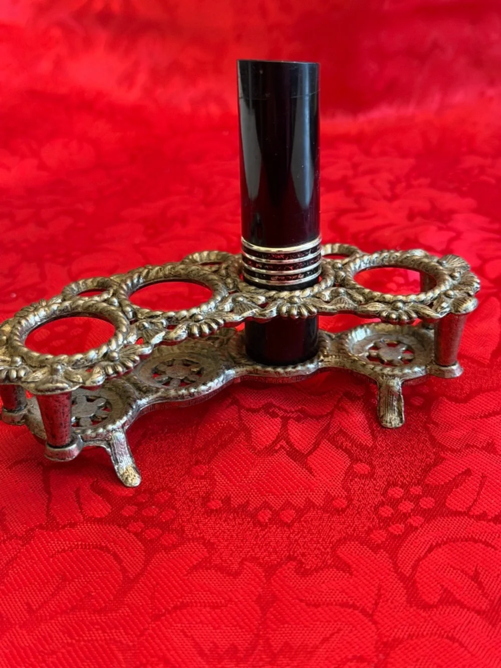 Celeste Gold Ornate Lipstick Homder
